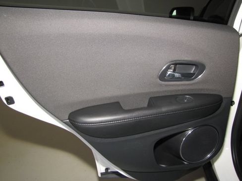 Certified 2022 Honda HR-V EX image 14