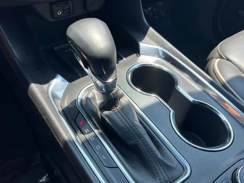 Used 2024 Chevrolet Traverse Premier w/ Redline Edition image 32