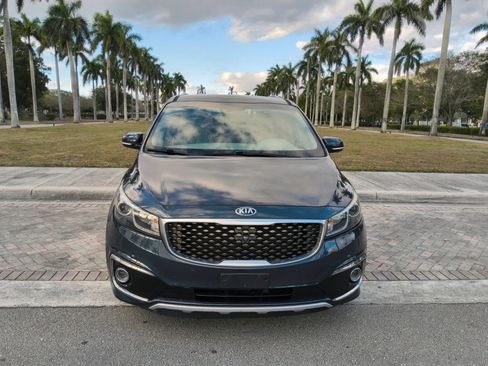 Used 2016 Kia Sedona SX Limited image 3