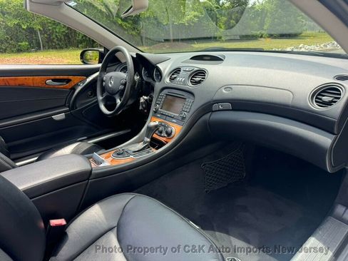 Used 2007 Mercedes-Benz SL 550 image 48