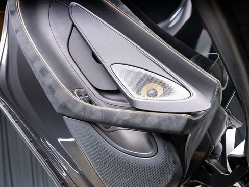 Used 2016 McLaren 570S Coupe RWD image 66