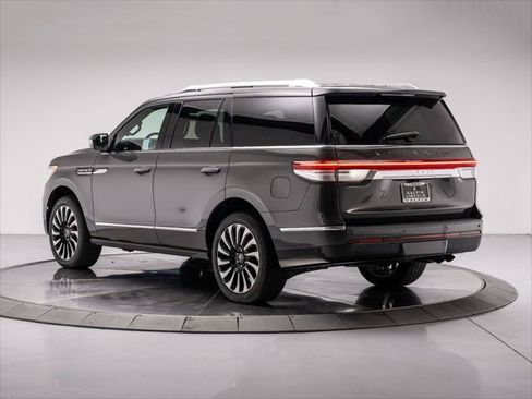 New 2024 Lincoln Navigator Black Label AWD/4WD image 3