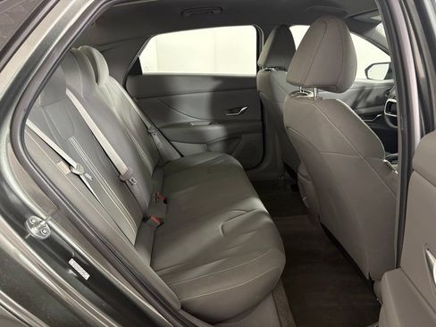 Used 2024 Hyundai Elantra SEL FWD image 40