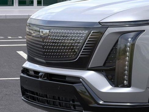 New 2026 Cadillac Vistiq Sport image 13