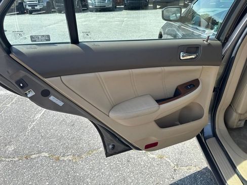 Used 2007 Honda Accord EX-L image 25