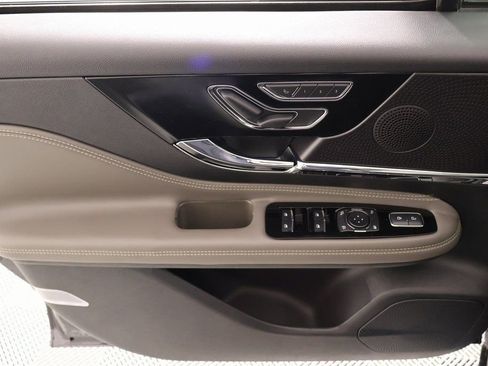 New 2026 Lincoln Corsair Premiere image 17