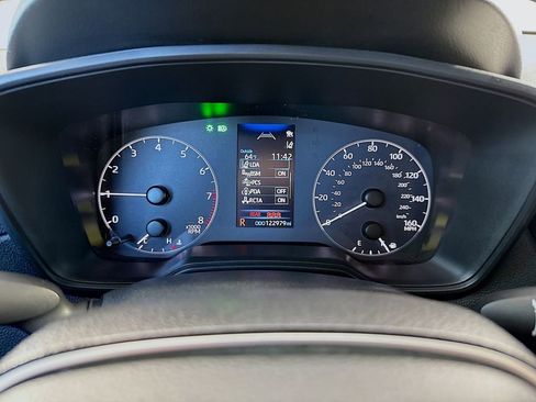 Used 2023 Toyota Corolla Cross LE image 34