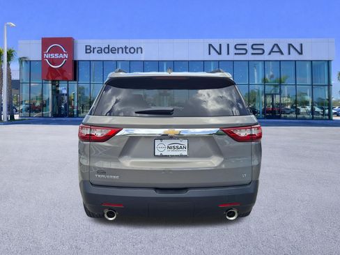 Used 2019 Chevrolet Traverse LT FWD image 6
