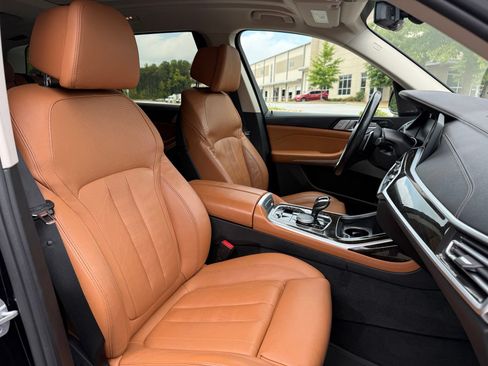 Used 2019 BMW X7 xDrive50i w/ Premium Package AWD/4WD image 37