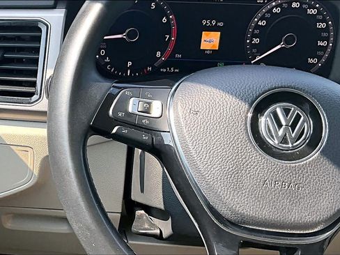 Used 2019 Volkswagen Atlas SEL AWD/4WD image 24