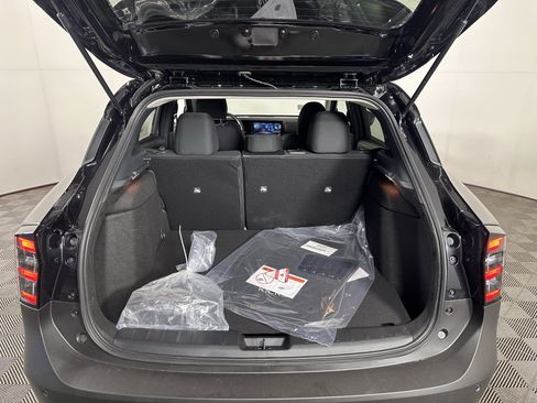 Used 2026 Nissan Kicks SV w/ Cold Weather Package AWD/4WD image 13