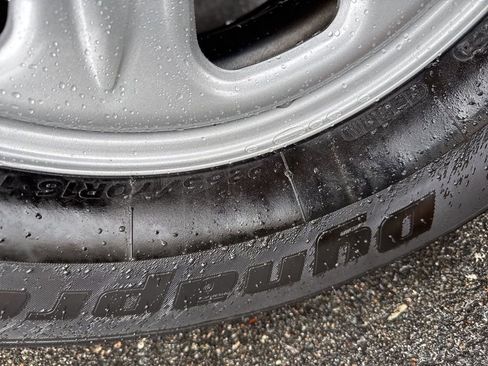 Used 2024 Nissan Frontier S w/ Technology Package image 29