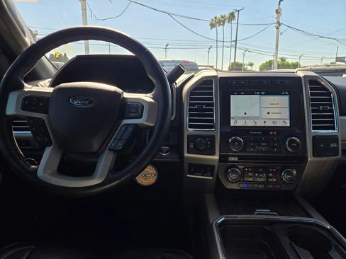 Used 2017 Ford F250 Lariat w/ Lariat Ultimate Package image 18