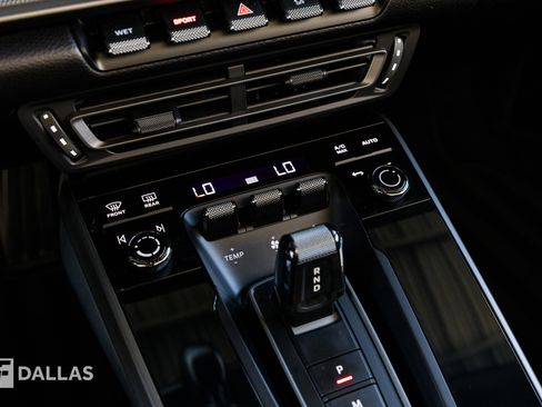 Used 2021 Porsche 911 Targa 4S image 30