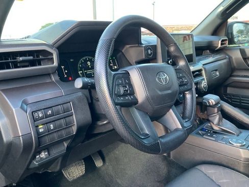 Certified 2025 Toyota Tacoma SR5 image 9