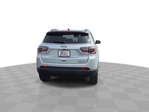 Used 2026 Jeep Compass Limited AWD/4WD image 40