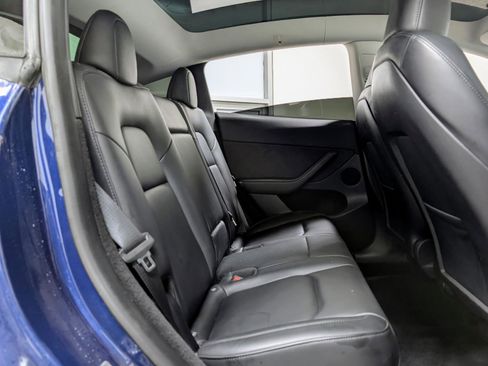 Used 2023 Tesla Model Y Long Range image 24