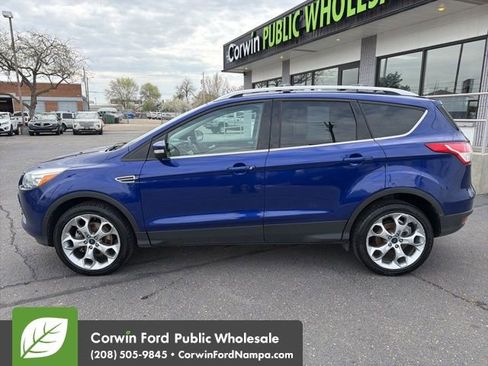 Used 2016 Ford Escape Titanium w/ Equipment Group 301A AWD/4WD image 8