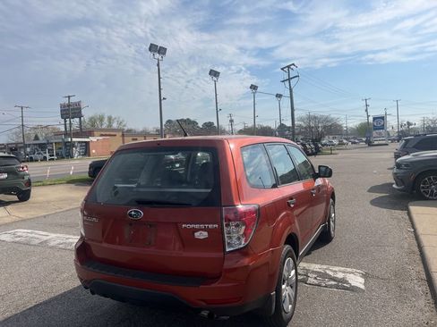 Used 2010 Subaru Forester 2.5X image 4