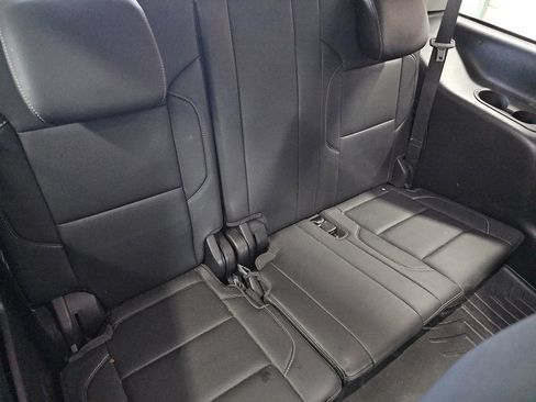 Used 2018 Chevrolet Tahoe Premier image 13