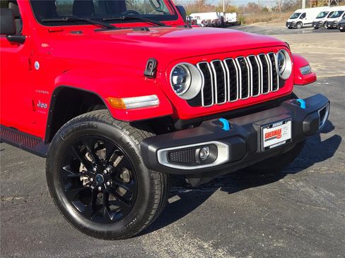 Used 2024 Jeep Wrangler Sahara w/ Technology Group image 2