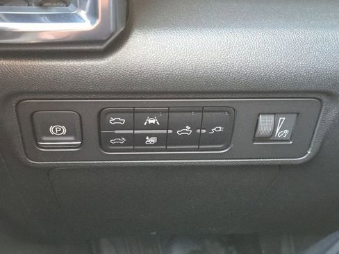 New 2026 GMC Hummer EV 4x4 Crew Cab image 12