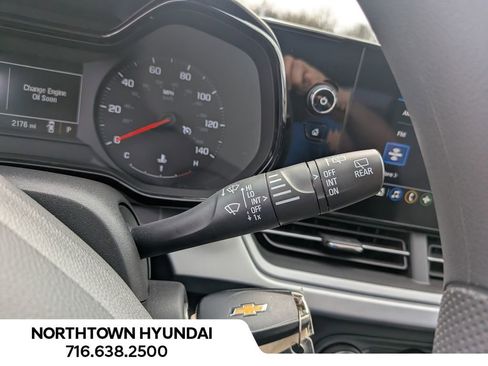 Used 2025 Chevrolet Trax LS FWD image 24