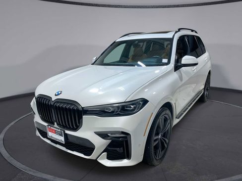 Used 2021 BMW X7 xDrive40i w/ M Sport Package image 1