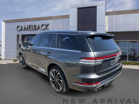 Used 2020 Lincoln Aviator Reserve w/ Equipment Group 202A AWD/4WD image 5