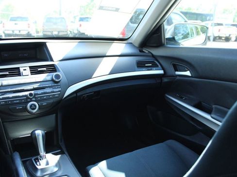 Used 2015 Honda Crosstour EX image 14