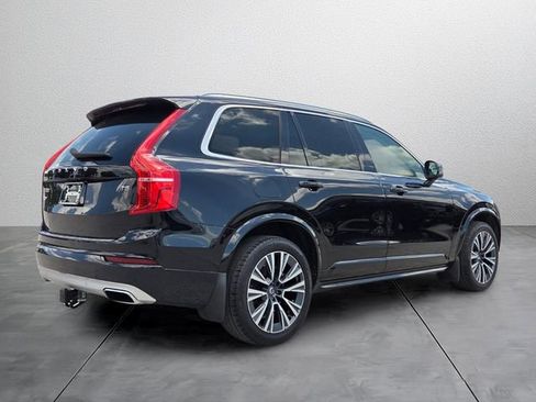 Used 2020 Volvo XC90 T5 Momentum w/ Protection Package FWD image 4