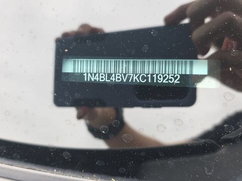 Used 2019 Nissan Altima 2.5 S FWD image 32