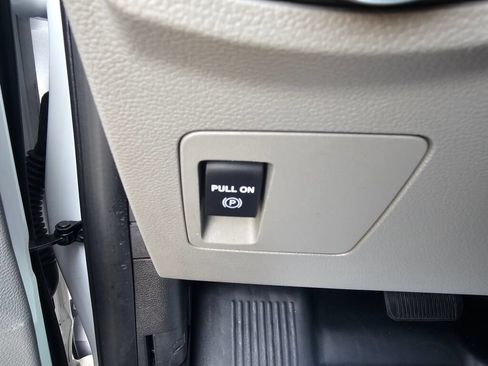 Used 2018 Ford F150 XL w/ Equipment Group 101A Mid AWD/4WD image 17