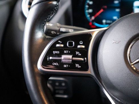 Certified 2023 Mercedes-Benz GLA 250 4MATIC image 27