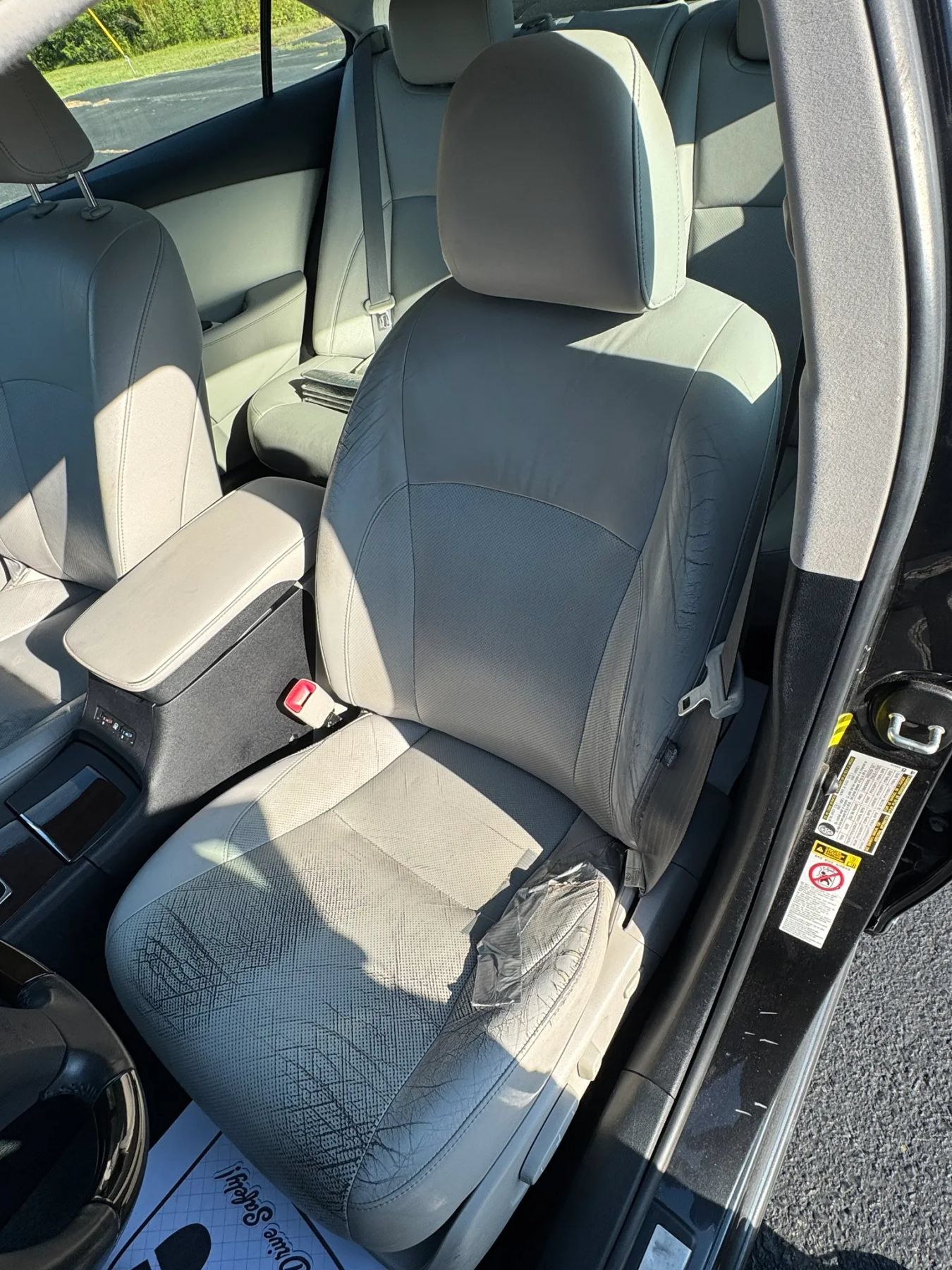 Used 2011 Lexus ES 350 w/ Preferred Accessory Package FWD image 17