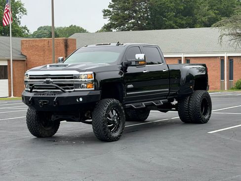 Used 2018 Chevrolet Silverado 3500 High Country w/ Duramax Plus Package AWD/4WD image 1