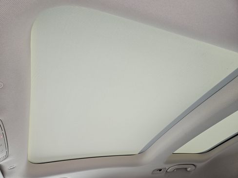 Used 2020 Mercedes-Benz GLC 300 image 31