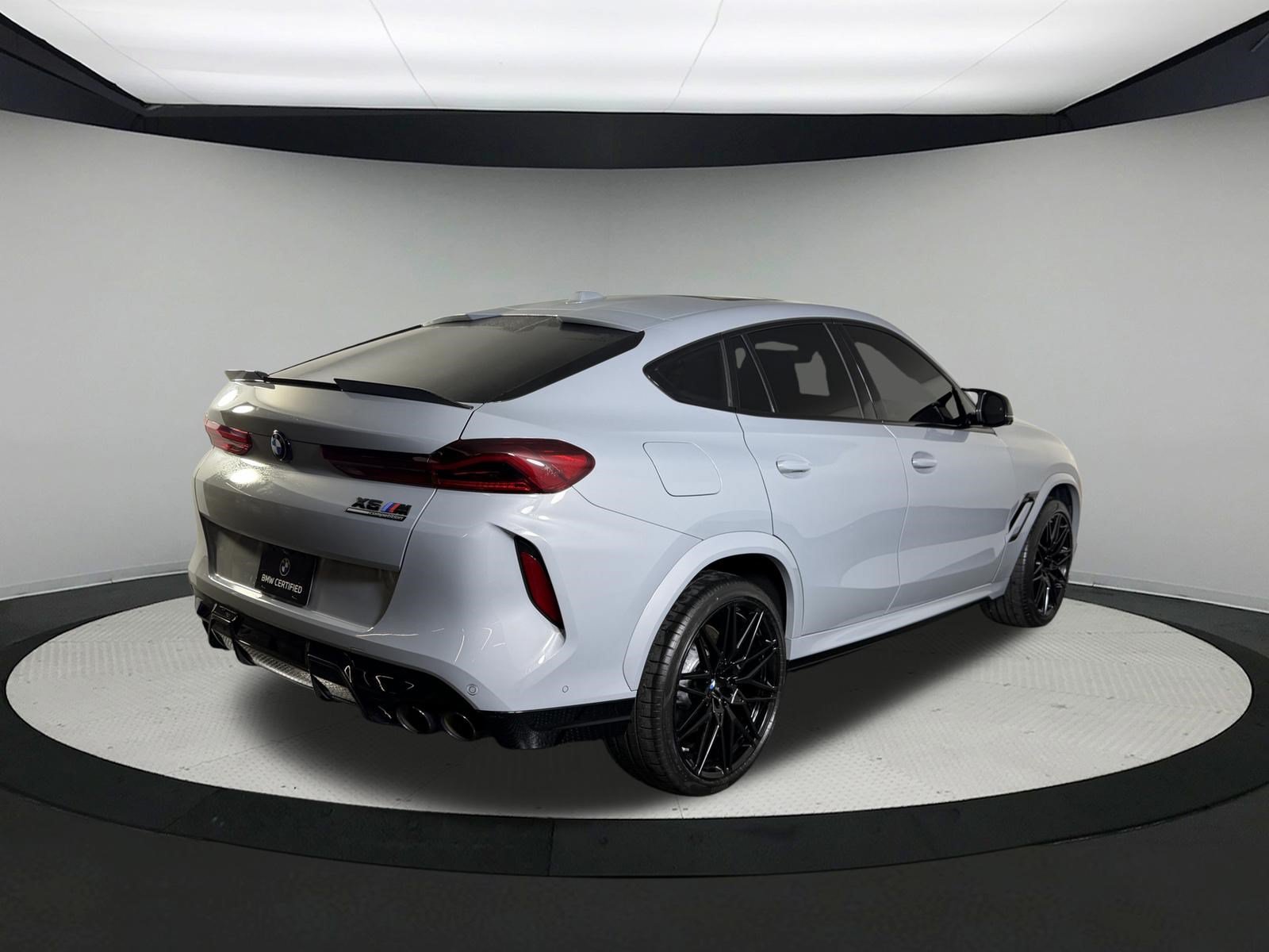 Certified 2025 BMW X6 M Competition w/ Executive Package AWD/4WD image 4