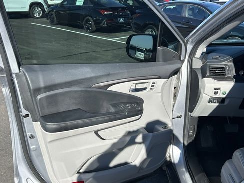 Used 2021 Honda Pilot EX-L image 10