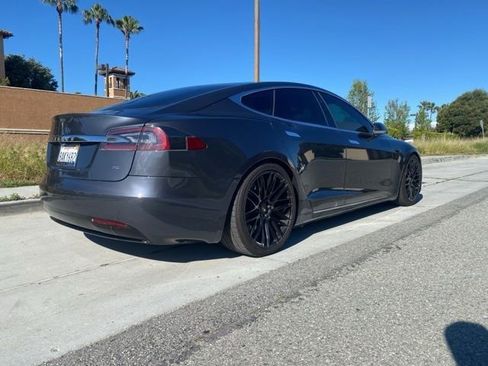 Used 2017 Tesla Model S 75 image 5