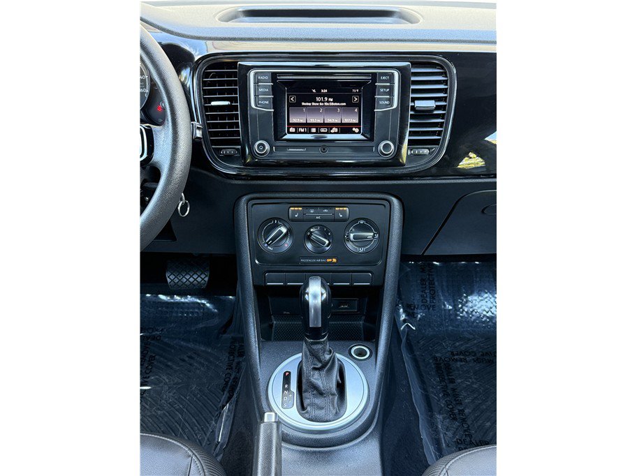 Used 2017 Volkswagen Beetle 1.8T FWD image 15