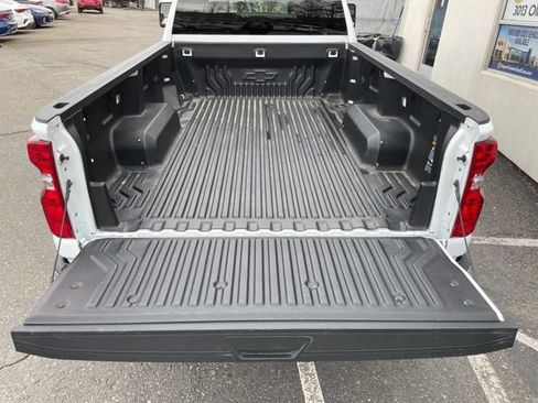 Used 2025 Chevrolet Silverado 2500 LT w/ Convenience Package AWD/4WD image 35
