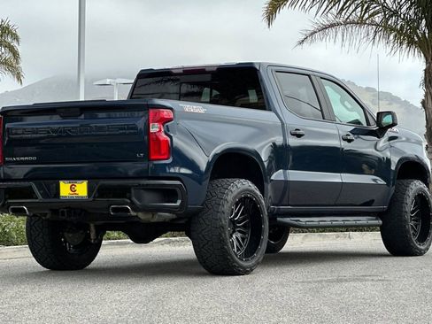 Used 2020 Chevrolet Silverado 1500 LT Trail Boss AWD/4WD image 3