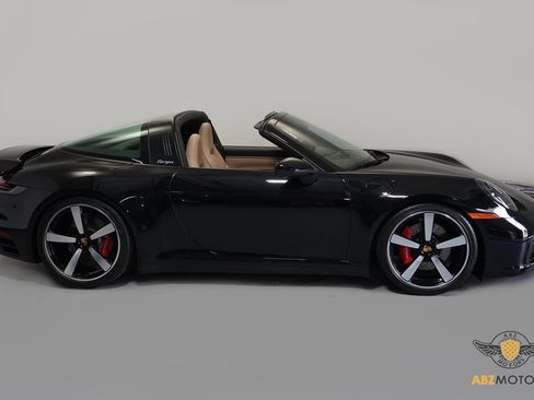 Used 2023 Porsche 911 Targa 4S image 4