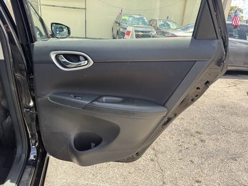 Used 2016 Nissan Sentra SV FWD image 23