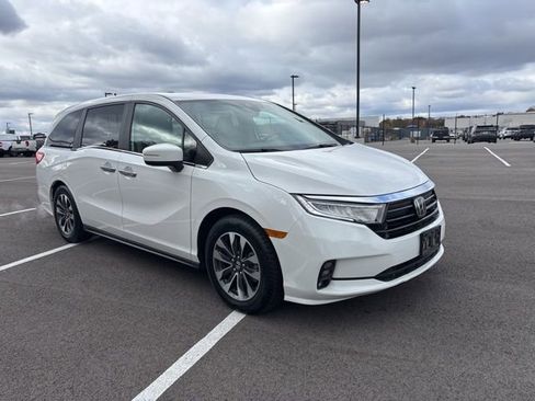 Certified 2024 Honda Odyssey EX-L image 6