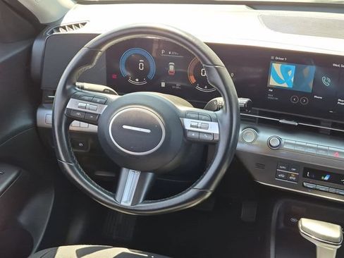 Used 2025 Hyundai Kona SEL AWD/4WD image 11