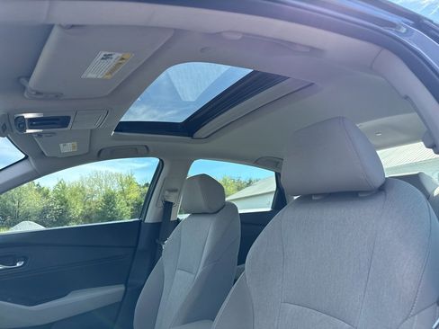 Used 2023 Honda Accord EX image 9