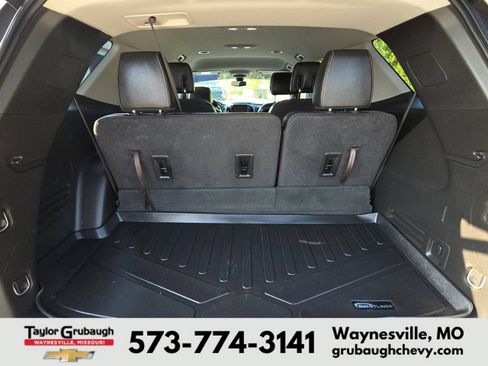 Used 2018 Chevrolet Traverse RS FWD image 16