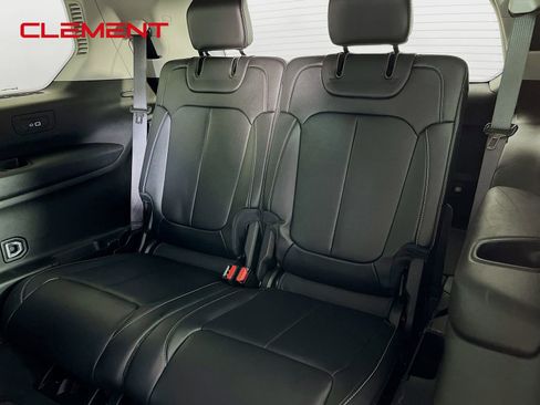 Used 2022 Jeep Grand Cherokee L Limited image 34